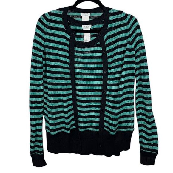 NWOT Akris Punto 2pc Matching Twin Set Cardigan and Tank Aqua Navy Stripe Medium - Picture 3 of 10